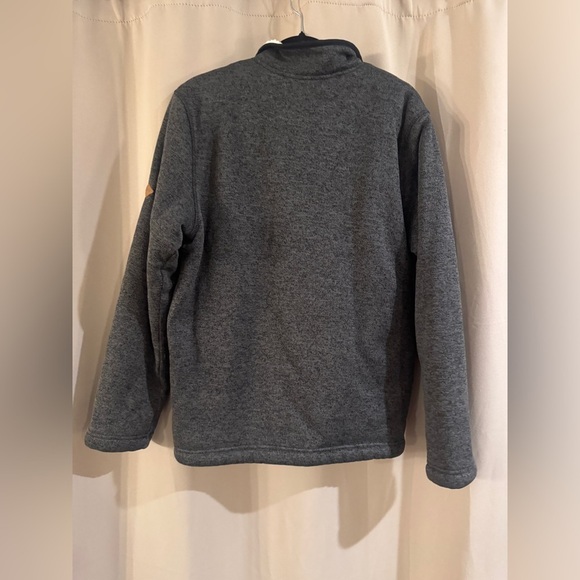 Men’s Gray Orvis Pullover - Picture 2 of 6